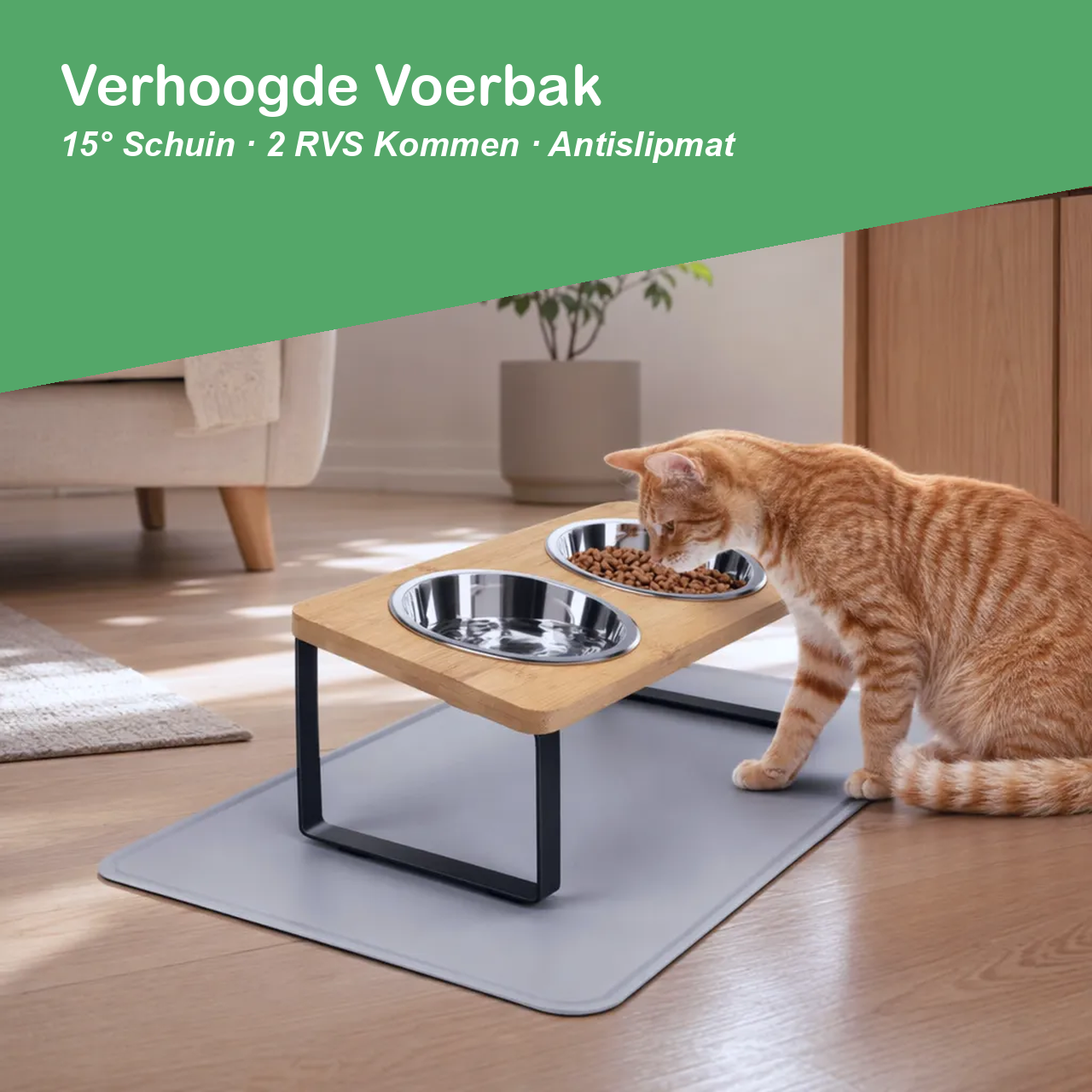 Verhoogde voerbak kat 15 graden schuin met bamboe en 2 rvs kommen